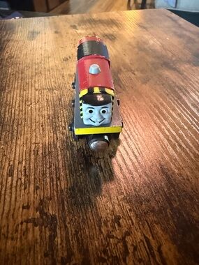 Thomas the Train Engine Toy  - Wooden  Vintage 2003 Salty Character Locomotive